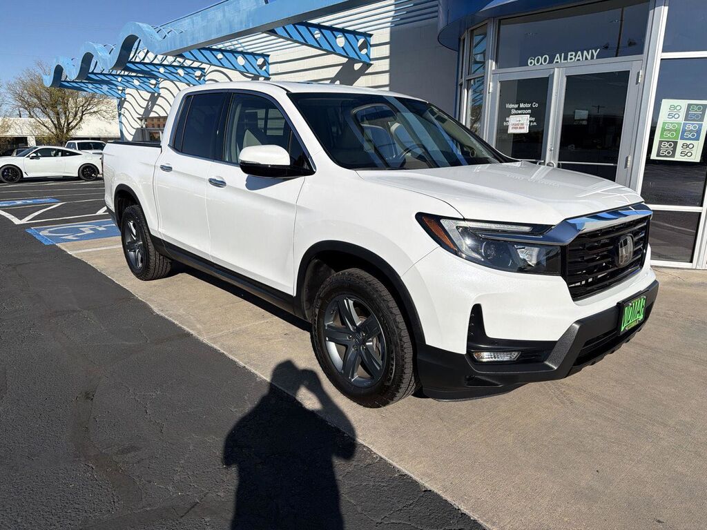 2023 Honda Ridgeline AWD RTL-E — photo 1 of 7