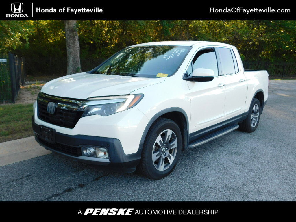 2019 Honda Ridgeline AWD RTL-E — photo 1 of 7