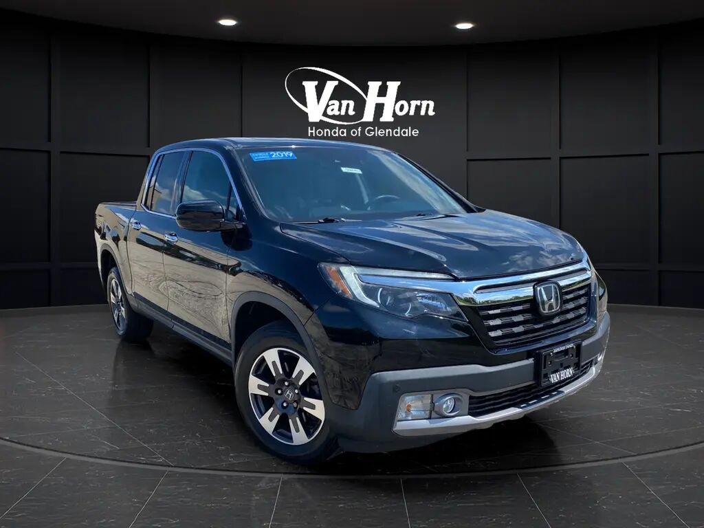 2019 Honda Ridgeline RTL-E — photo 1 of 13