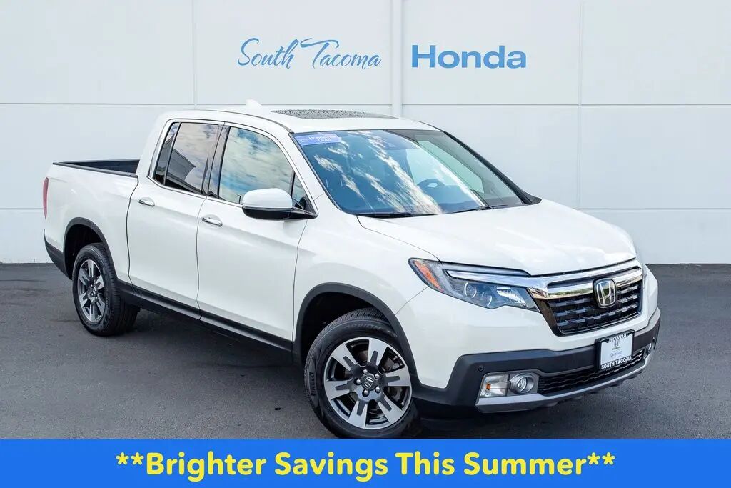 2017 Honda Ridgeline RTL-E — photo 1 of 16