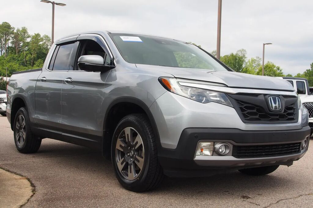 2019 Honda Ridgeline RTL-E — photo 1 of 13