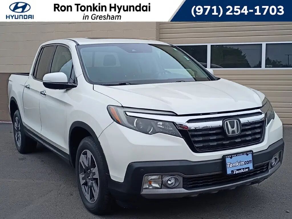 2017 Honda Ridgeline RTL-E — photo 1 of 13