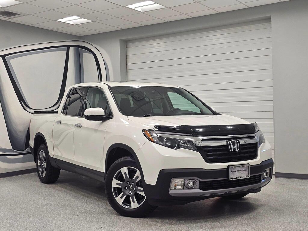 2017 Honda Ridgeline RTL-E — photo 1 of 2