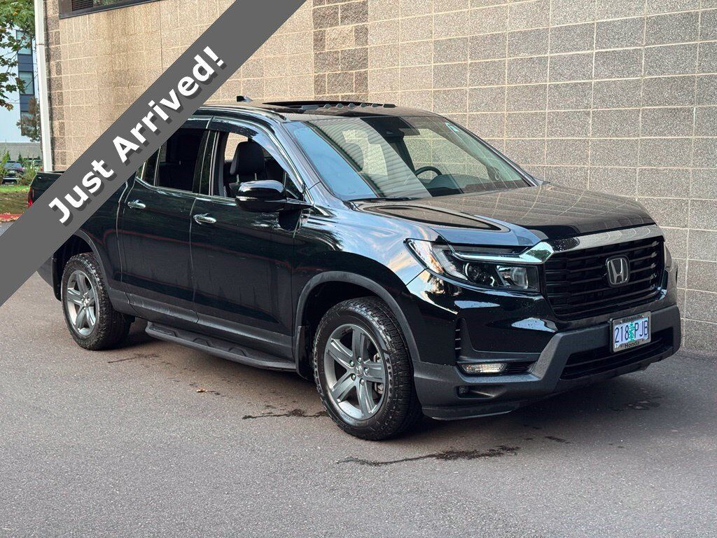 2023 Honda Ridgeline AWD RTL-E — photo 1 of 7