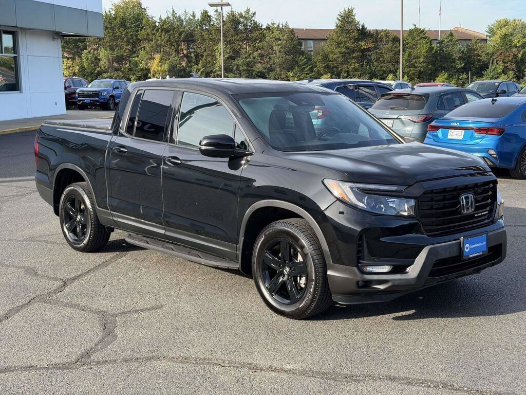 2021 Honda Ridgeline AWD BLACK EDITION — photo 1 of 7