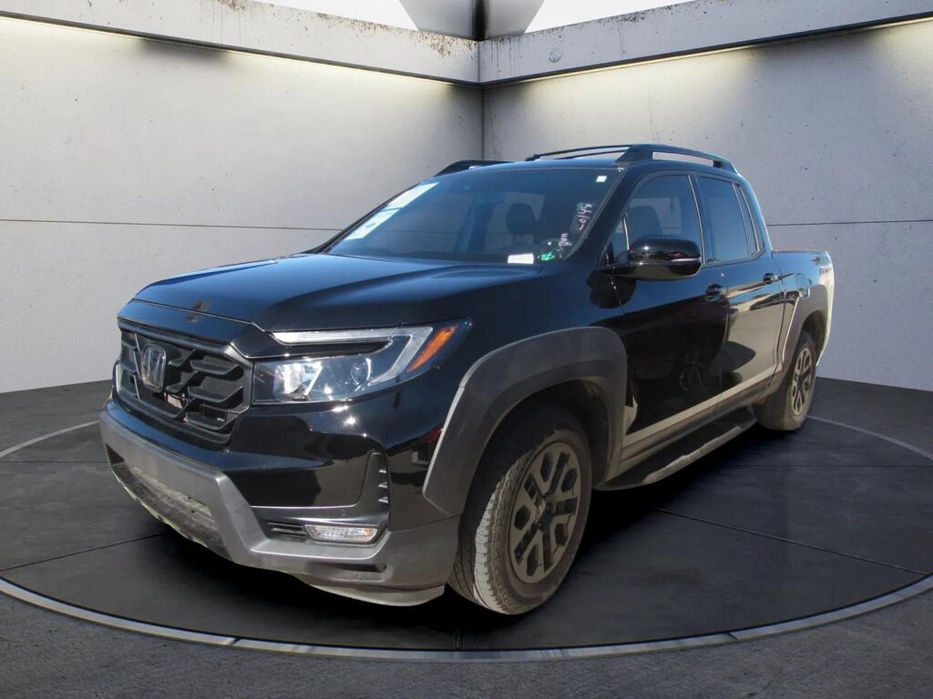 2022 Honda Ridgeline AWD BLACK EDITION — photo 1 of 7