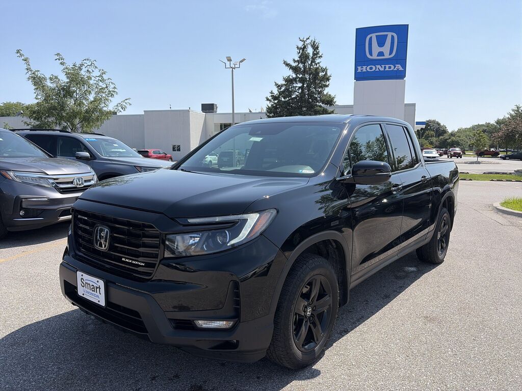 2023 Honda Ridgeline Black Edition — photo 1 of 13