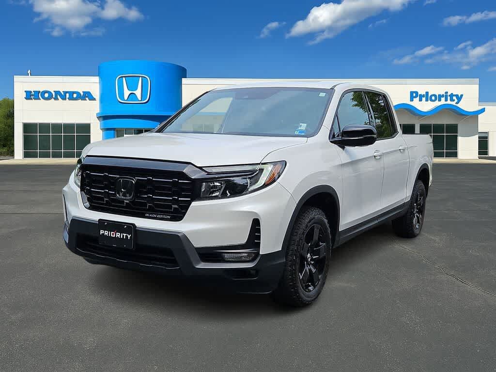 2025 Honda Ridgeline AWD BLACK EDITION — photo 1 of 7