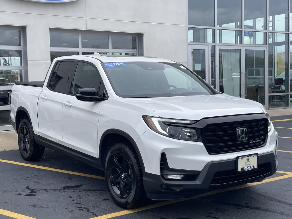 2021 Honda Ridgeline Black Edition — photo 1 of 1