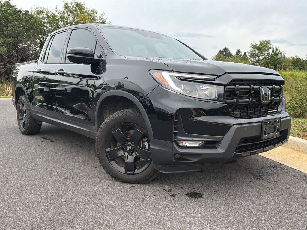 2025 Honda Ridgeline AWD BLACK EDITION — photo 1 of 7