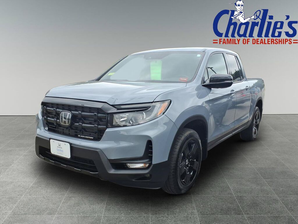 2024 Honda Ridgeline AWD BLACK EDITION — photo 1 of 7