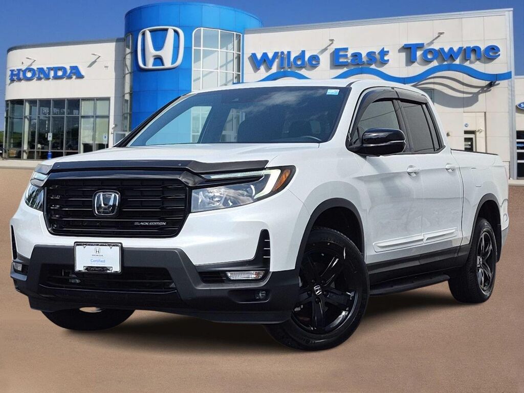 2023 Honda Ridgeline Black Edition — photo 1 of 13