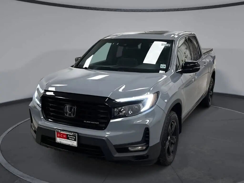 2023 Honda Ridgeline Black Edition — photo 1 of 13