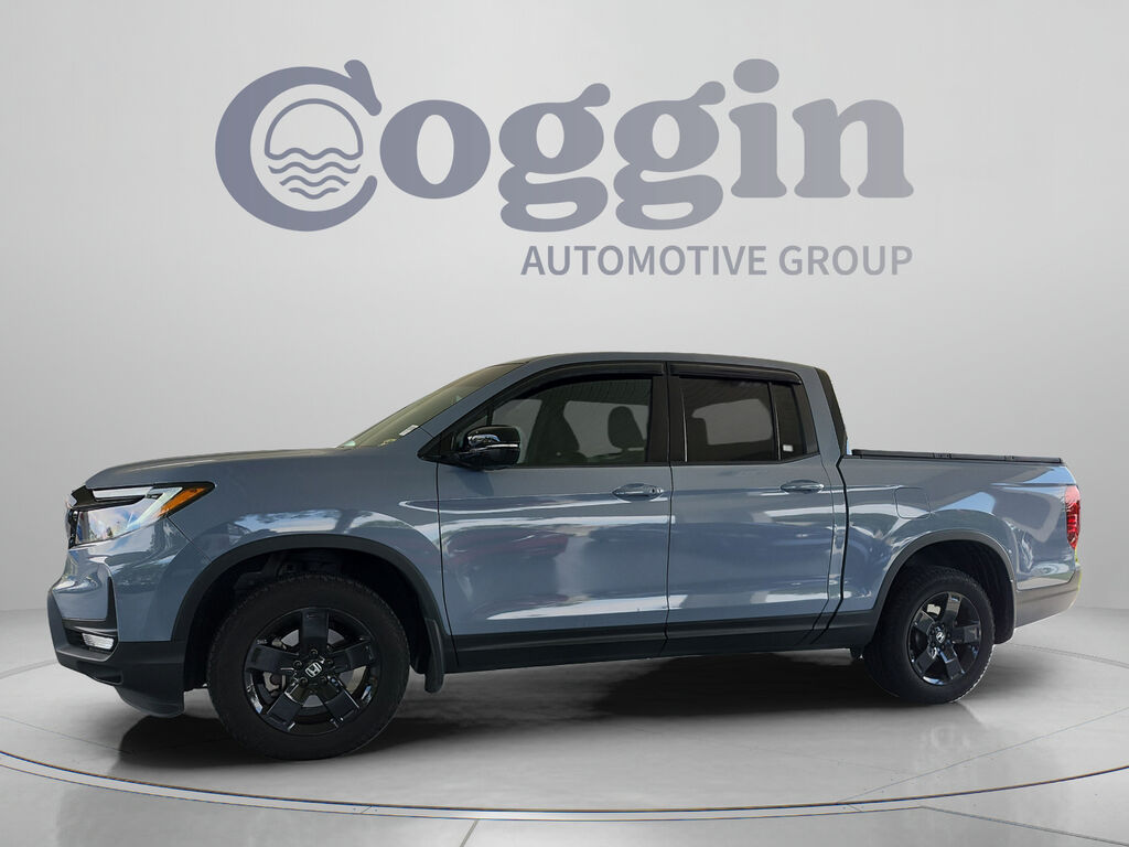 2024 Honda Ridgeline AWD BLACK EDITION — photo 1 of 7