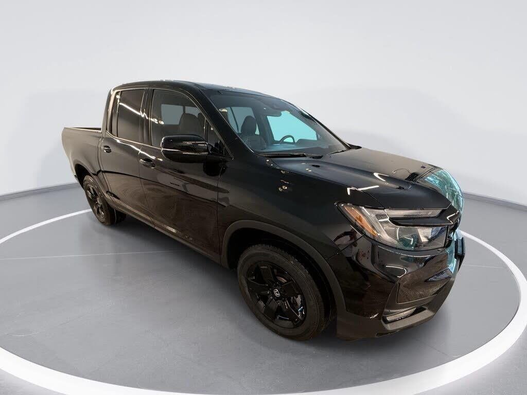 2025 Honda Ridgeline Black Edition — photo 1 of 1