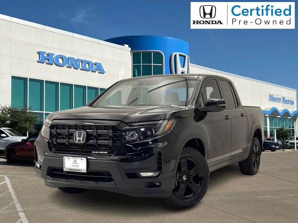 2025 Honda Ridgeline Black Edition — photo 1 of 13