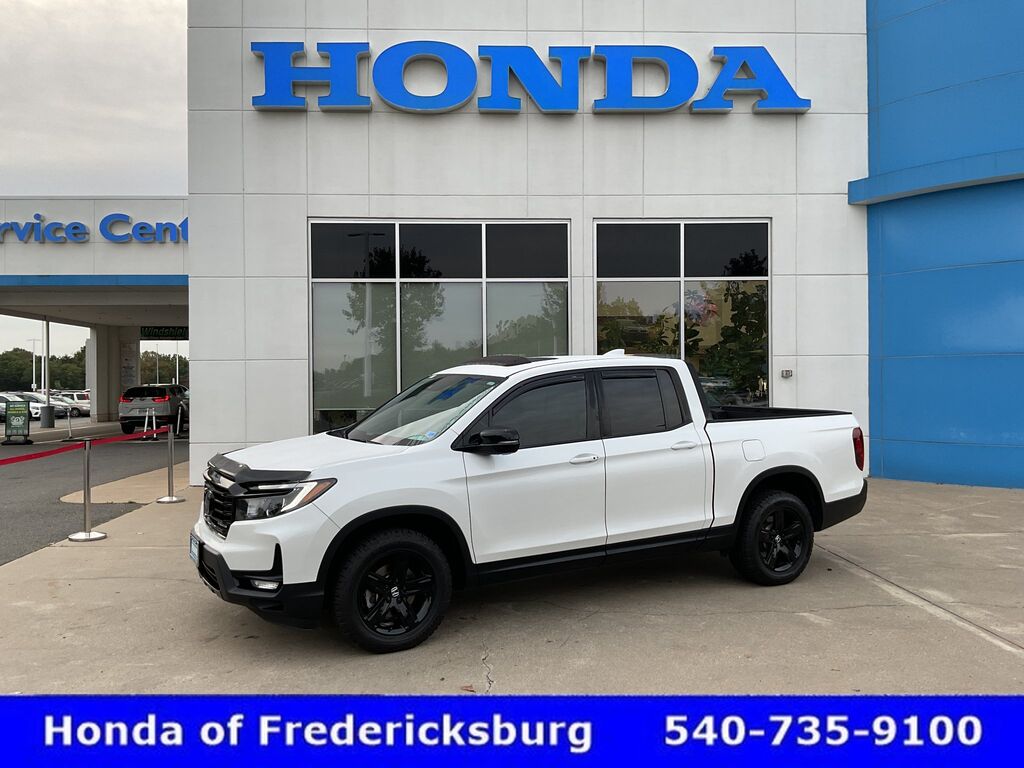 2021 Honda Ridgeline AWD BLACK EDITION — photo 1 of 7