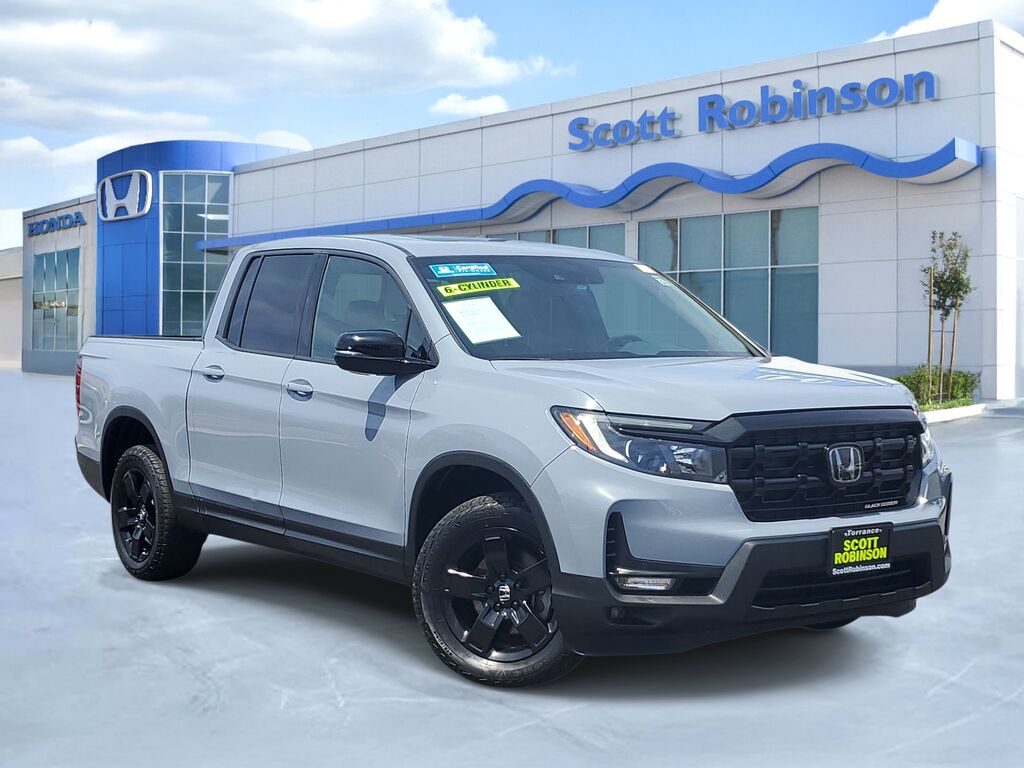 2024 Honda Ridgeline AWD BLACK EDITION — photo 1 of 7