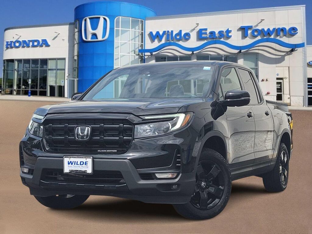 2025 Honda Ridgeline Black Edition — photo 1 of 13