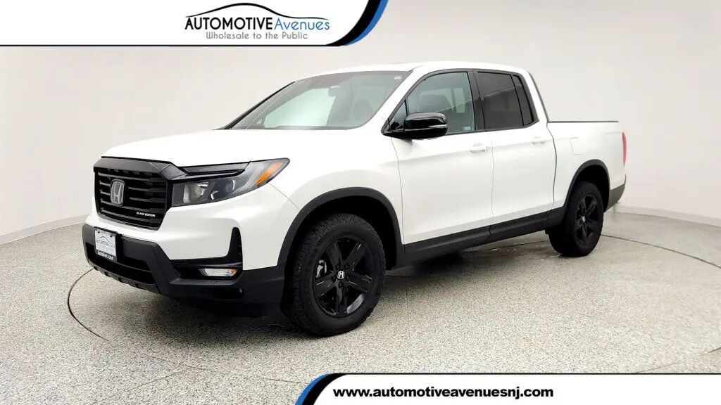 2023 Honda Ridgeline Black Edition — photo 1 of 2