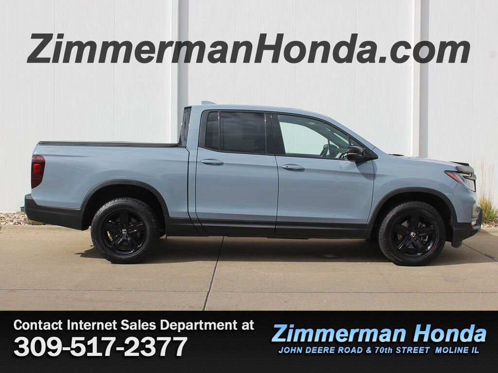 2022 Honda Ridgeline Black Edition — photo 1 of 13