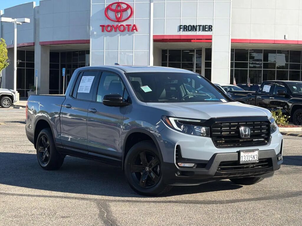 2022 Honda Ridgeline Black Edition — photo 1 of 13