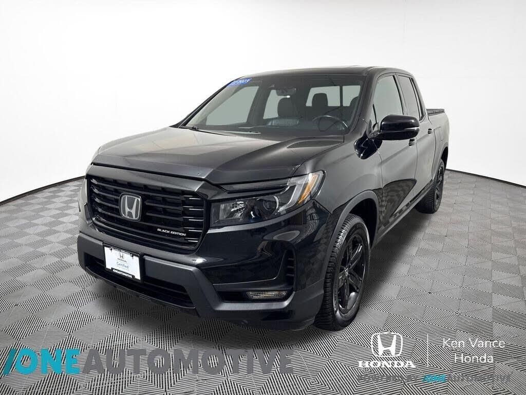 2023 Honda Ridgeline Black Edition — photo 1 of 1