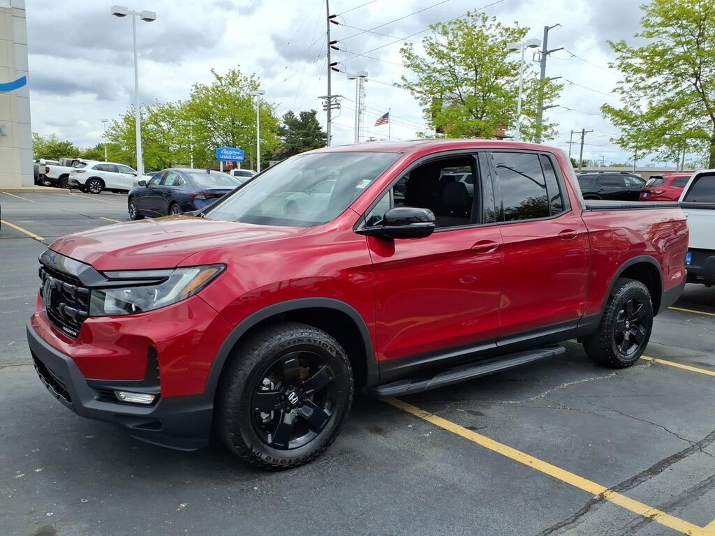 2024 Honda Ridgeline Black Edition — photo 1 of 13