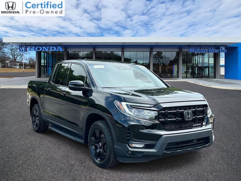 2024 Honda Ridgeline Black Edition — photo 1 of 13