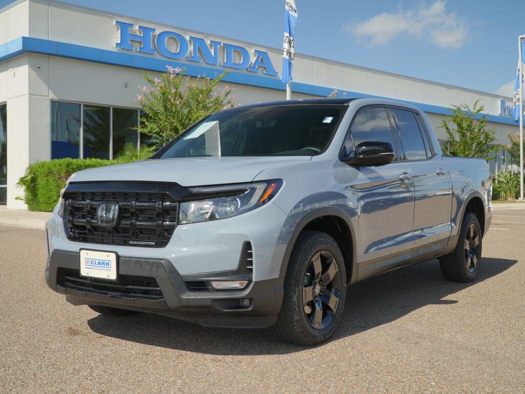 2026 Honda Ridgeline Black Edition Two-Tone — photo 1 of 13