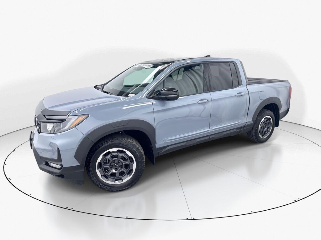 2026 Honda Ridgeline Black Edition Two-Tone — photo 1 of 13