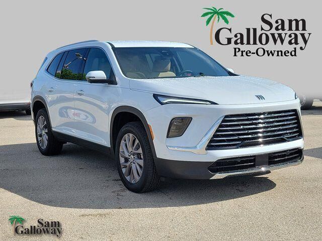 2026 Buick Enclave Preferred — photo 1 of 13