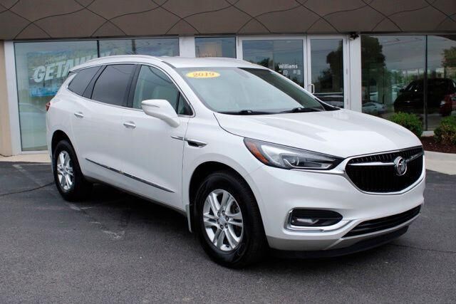2019 Buick Enclave Essence — photo 1 of 13