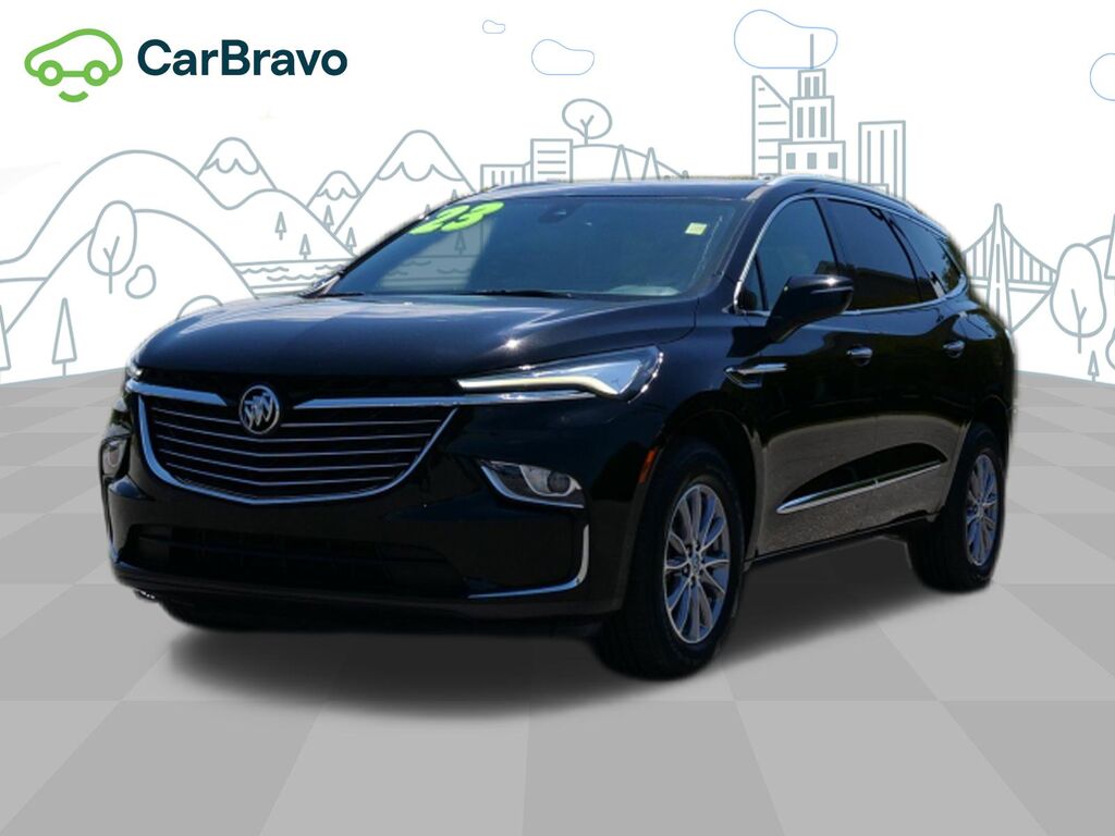 2023 Buick Enclave Essence — photo 1 of 6
