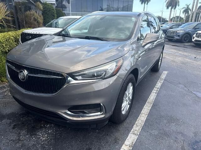 2018 Buick Enclave Essence — photo 1 of 27
