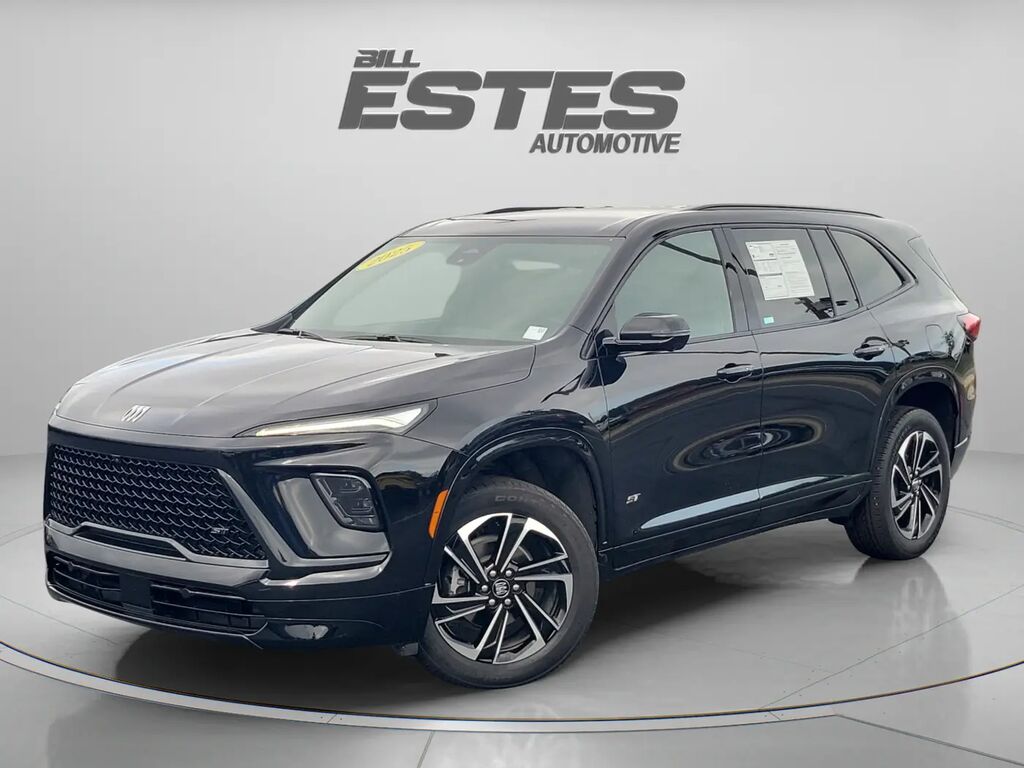 2025 Buick Enclave Sport Touring — photo 1 of 13