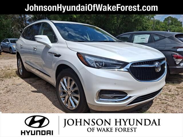 2020 Buick Enclave Premium — photo 1 of 4