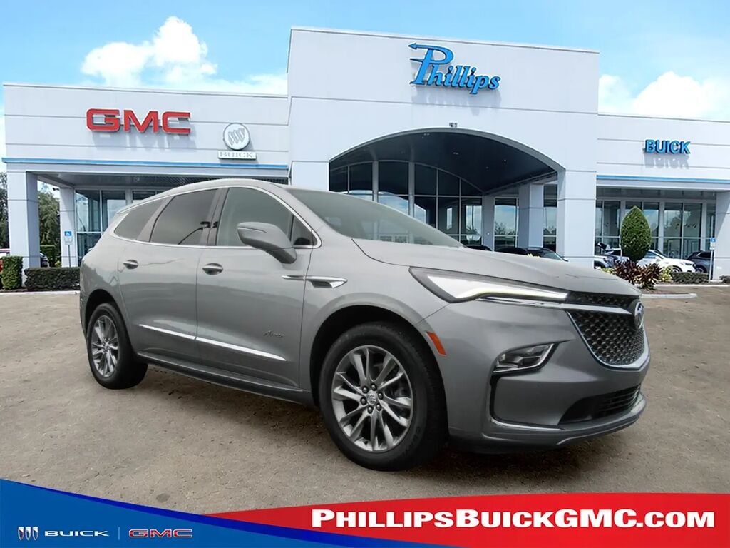 2023 Buick Enclave Avenir — photo 1 of 26