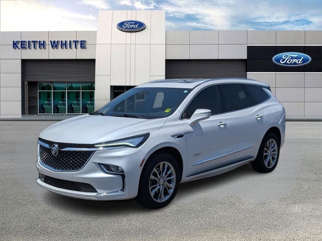 2024 Buick Enclave Avenir — photo 1 of 1