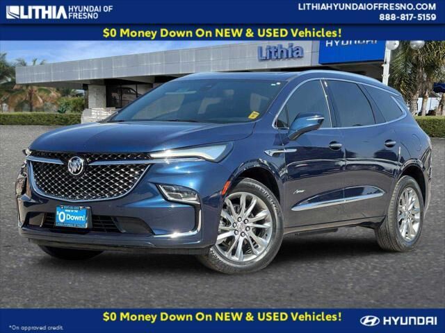 2023 Buick Enclave Avenir — photo 1 of 13