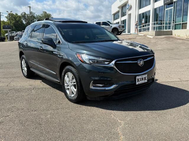 2021 Buick Enclave Essence — photo 1 of 27