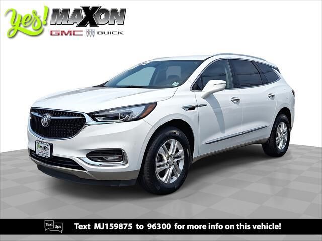 2021 Buick Enclave Essence — photo 1 of 14
