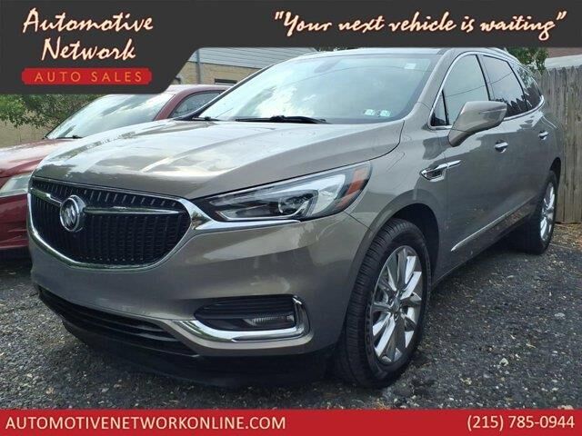 2018 Buick Enclave Essence — photo 1 of 21