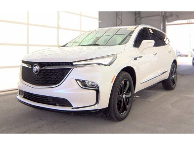 2024 Buick Enclave Essence — photo 1 of 11