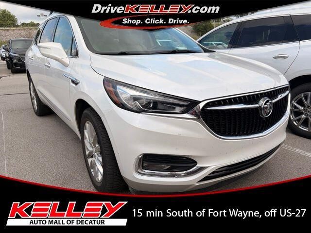 2019 Buick Enclave Essence — photo 1 of 26