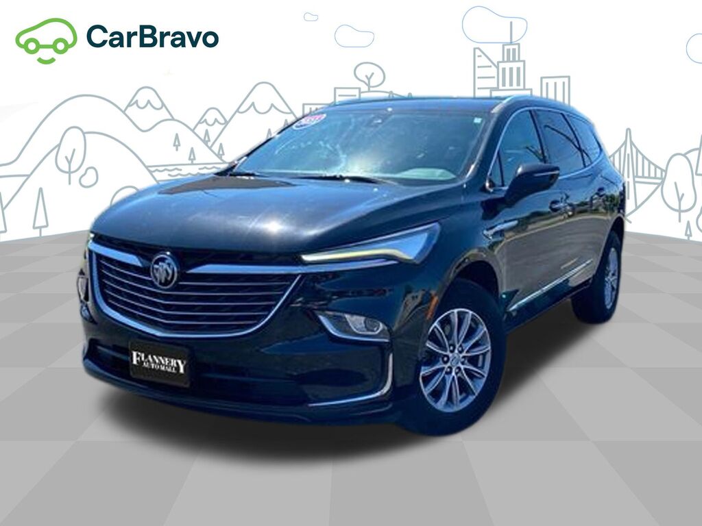 2023 Buick Enclave Essence — photo 1 of 6