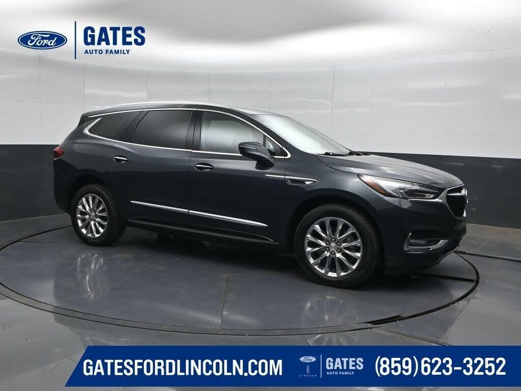2019 Buick Enclave Essence — photo 1 of 1