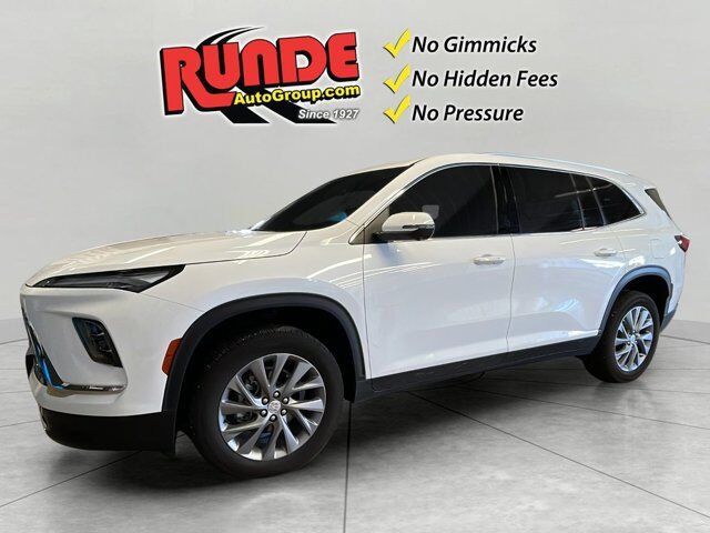 2025 Buick Enclave Preferred — photo 1 of 1