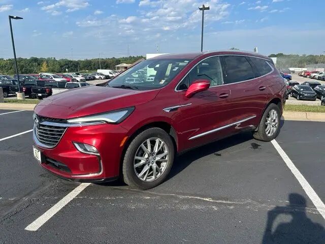 2022 Buick Enclave Premium — photo 1 of 84