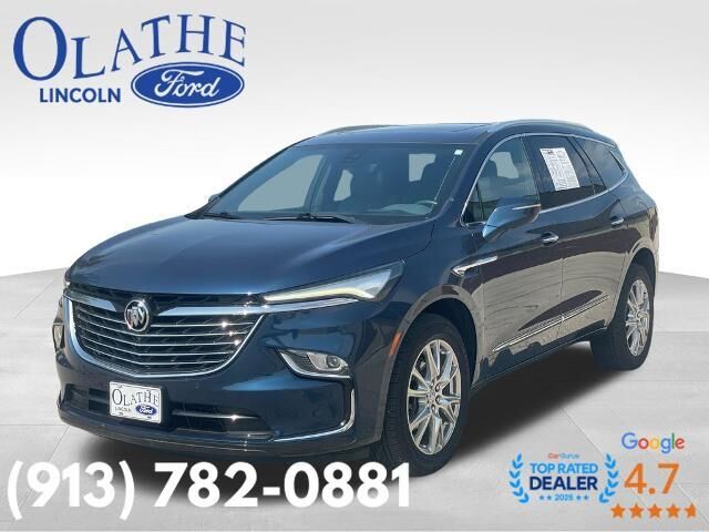 2023 Buick Enclave Premium — photo 1 of 1